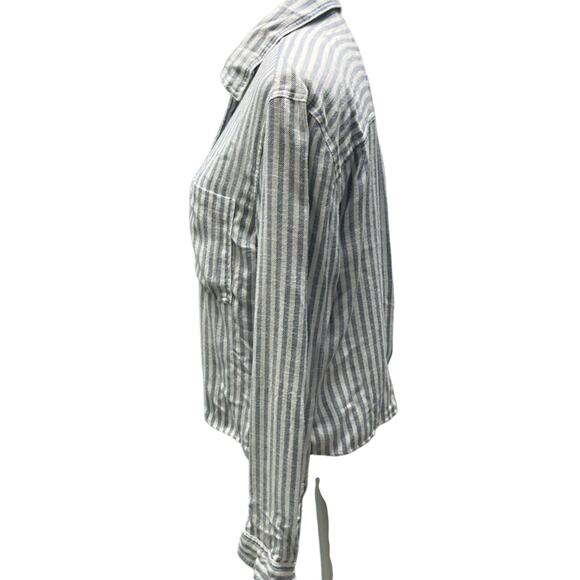 Aeropostale Blue White Striped Cropped Flannel Button down Shirt Size Small - Picture 8 of 9